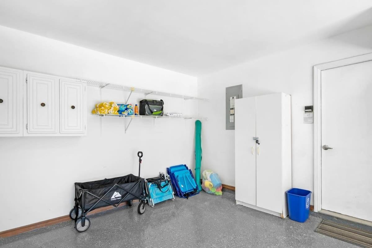 The St Augusdream Renovated Beach House Sleeps 8 Walk To Beach Saint Augustine Eksteriør billede