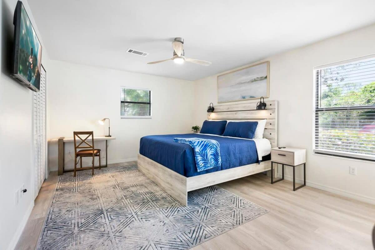 The St Augusdream Renovated Beach House Sleeps 8 Walk To Beach Saint Augustine Eksteriør billede